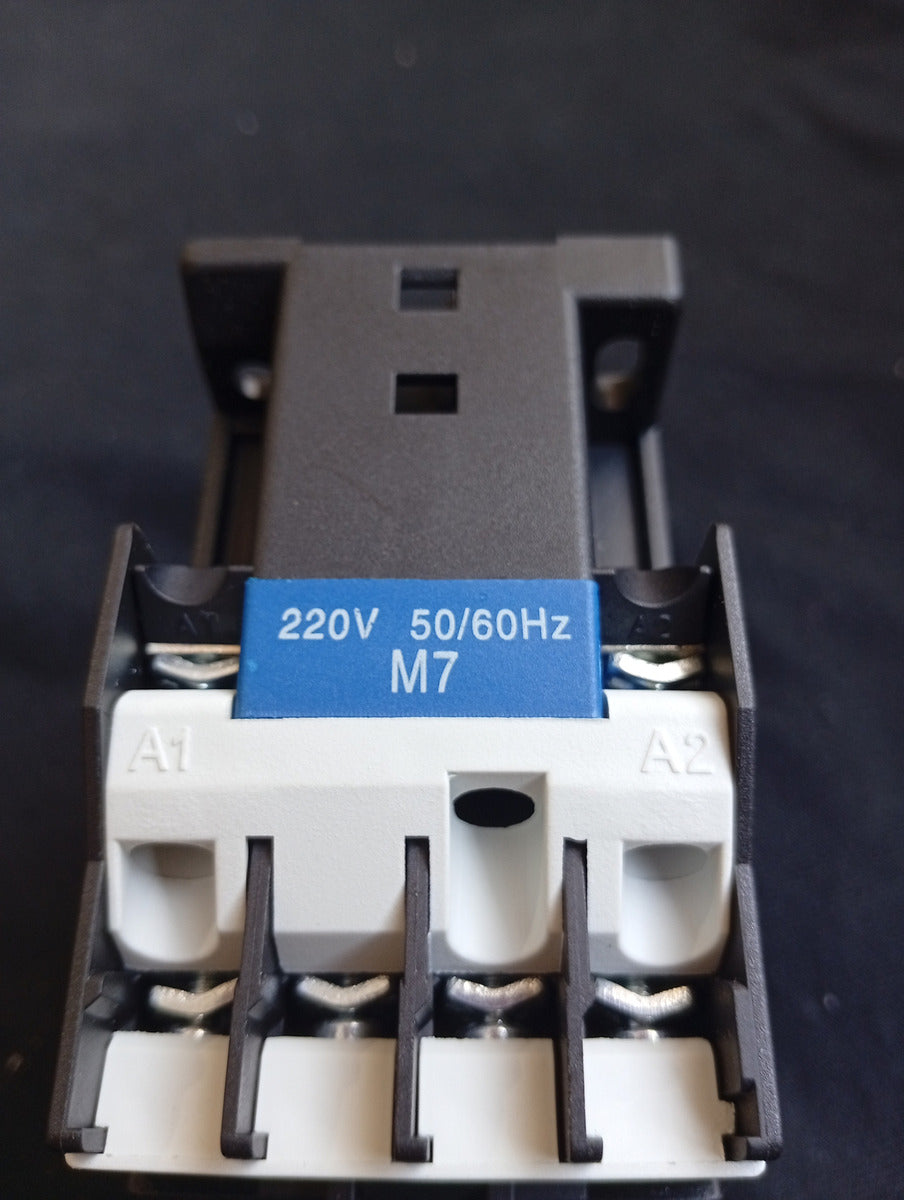 Contactor Tripolar Modelo Cjx2-d 0910 220v