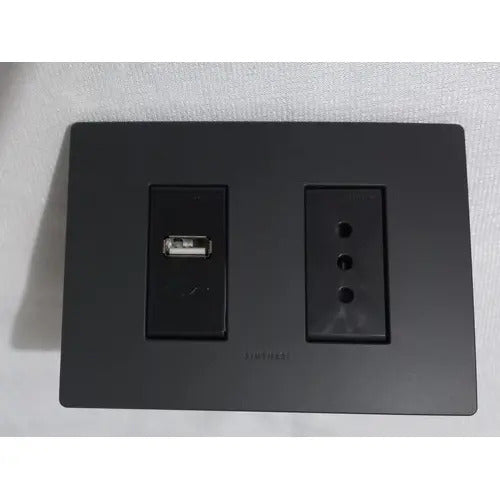 Toma Corriente 10a + Toma Usb Noir S22 Sinthesi