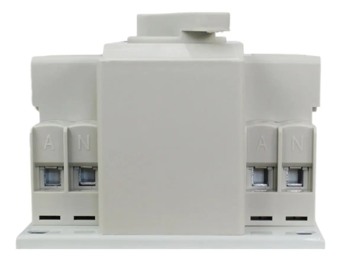 Switch De Automatica 2 Polos 50a Cnc Color Gris