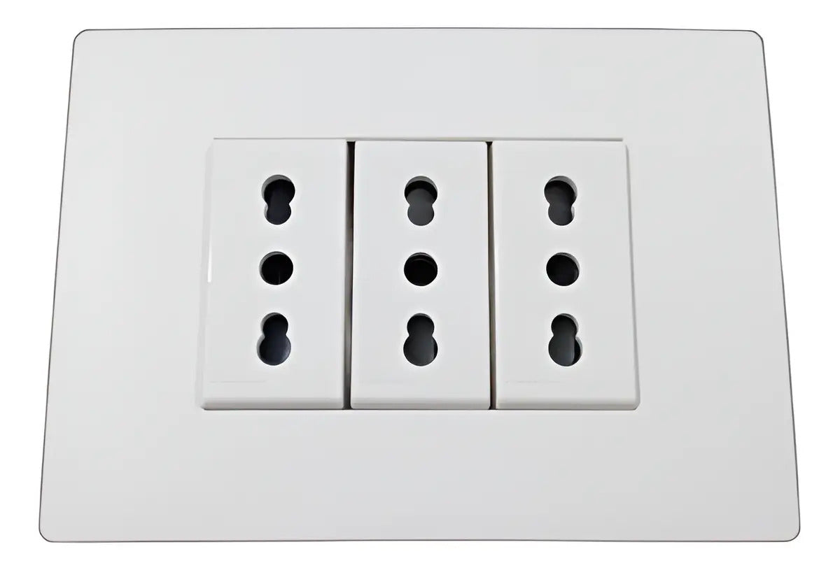 Enchufe Triple Embutido 10/16a Noir Sinthesi. Color Blanco