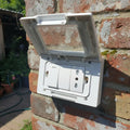 Interruptor Hidrobox 9/12+enchufe 10/16a Embut Exterior Ip55