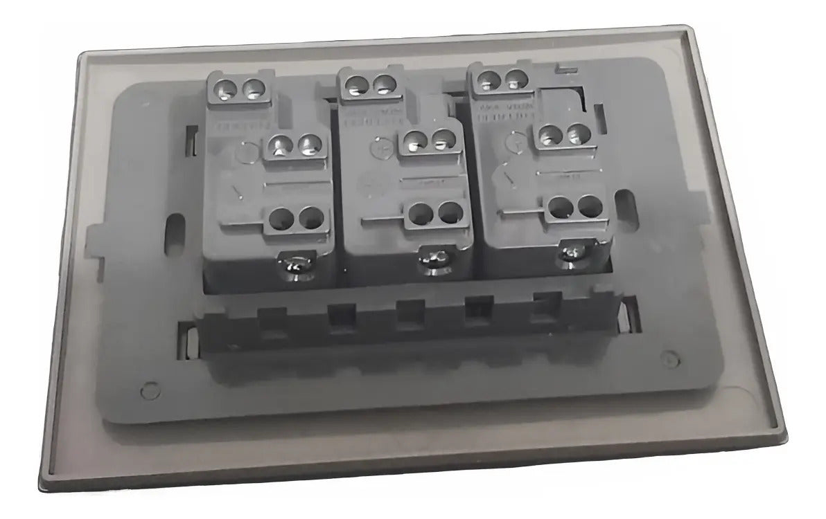 Enchufe Triple 10a Piedra S44 Sinthesi